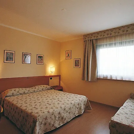 Sangallo Park Szálloda 3*